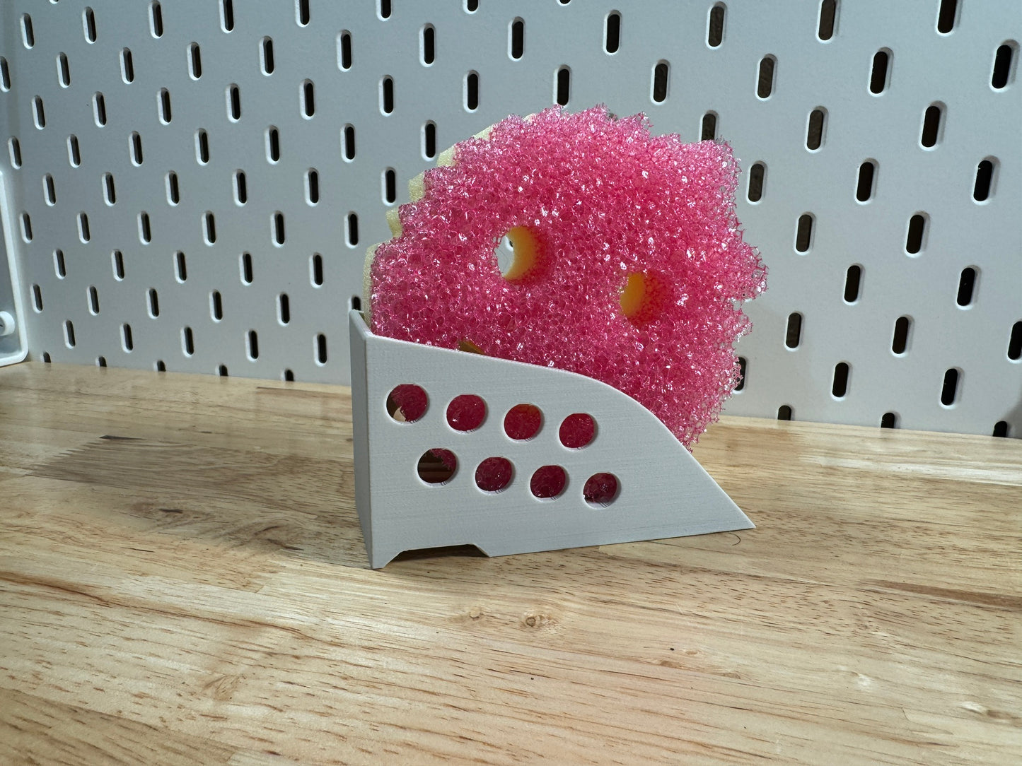 Scrubber Holder/Drip Drain