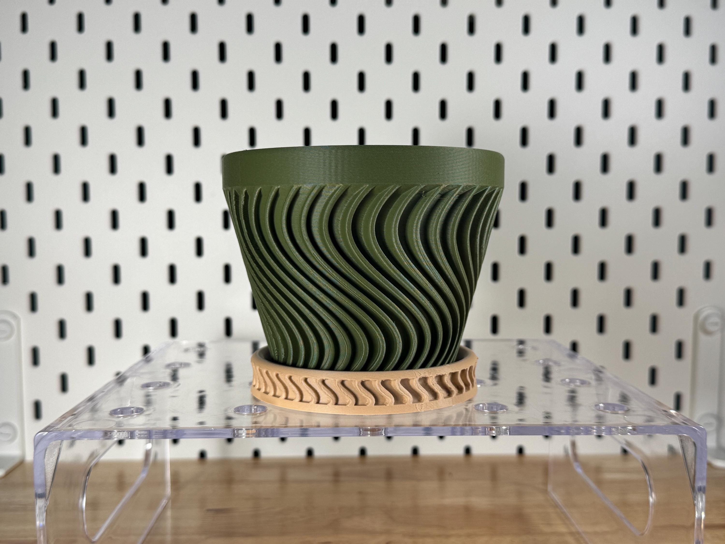 Planter, Sweeping Wave - Axis profile