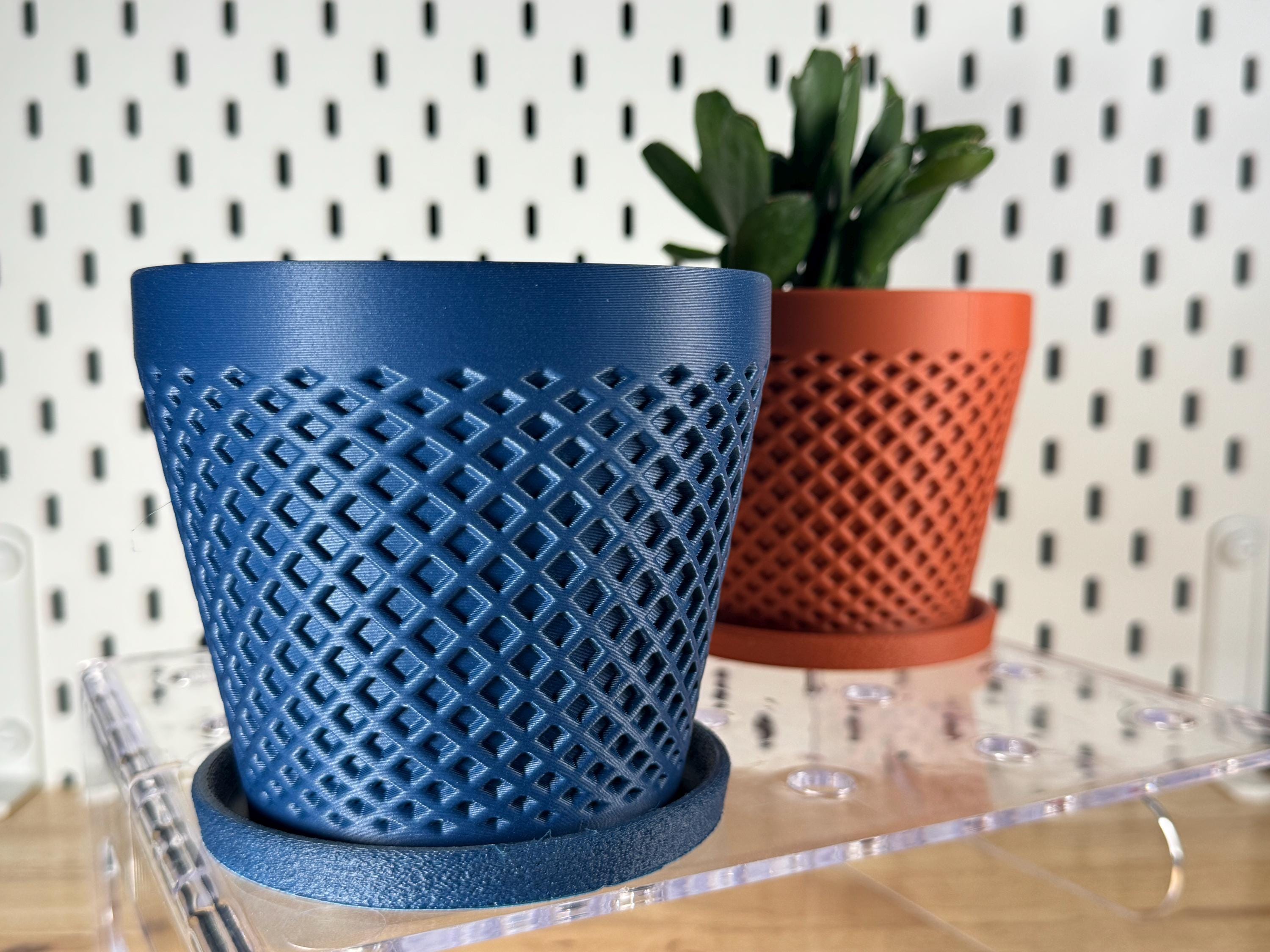 Planter, Diamonds - Delta profle