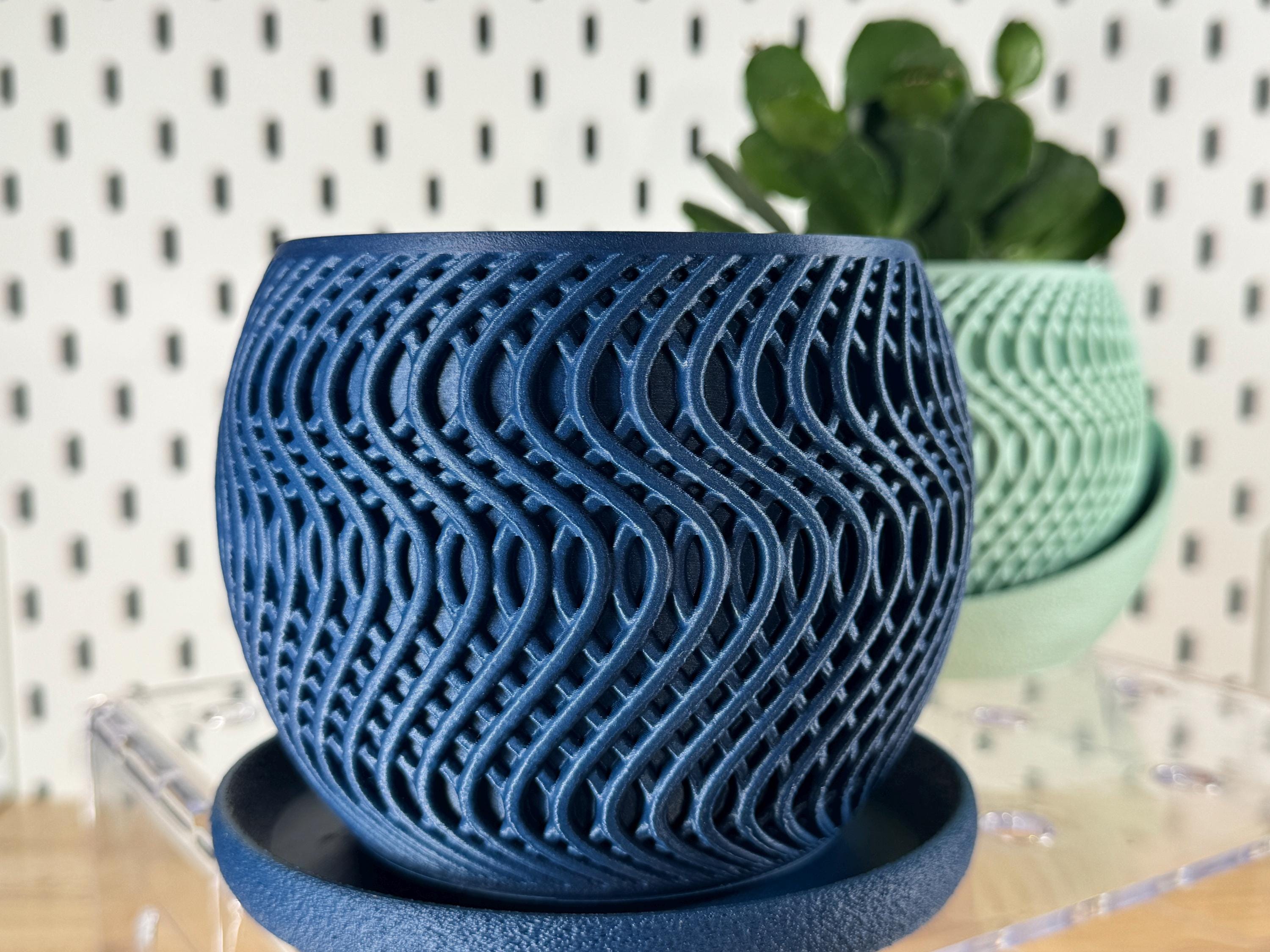 Planter, Variable Weave - Radiant profile