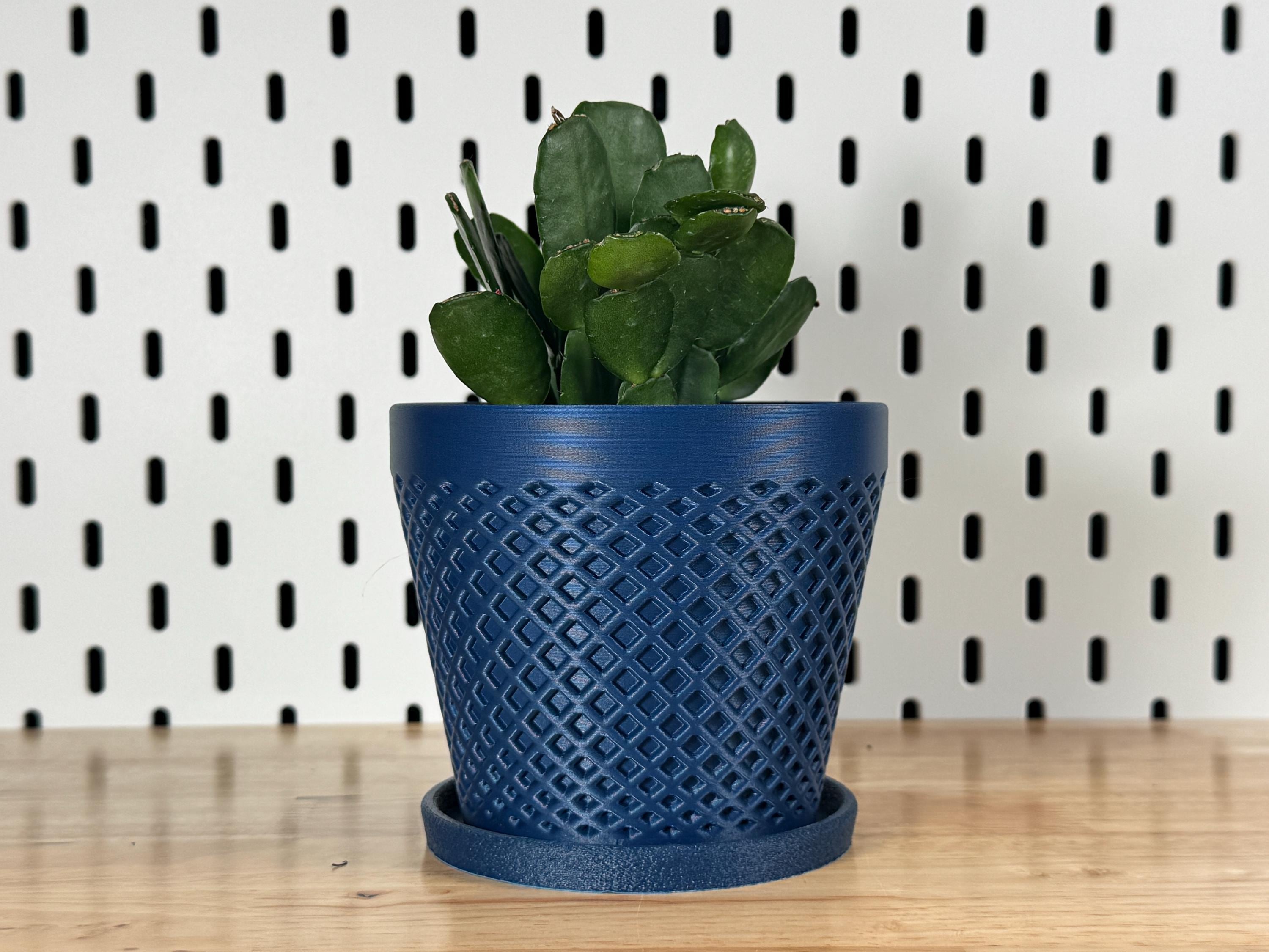 Planter, Diamonds - Delta profle